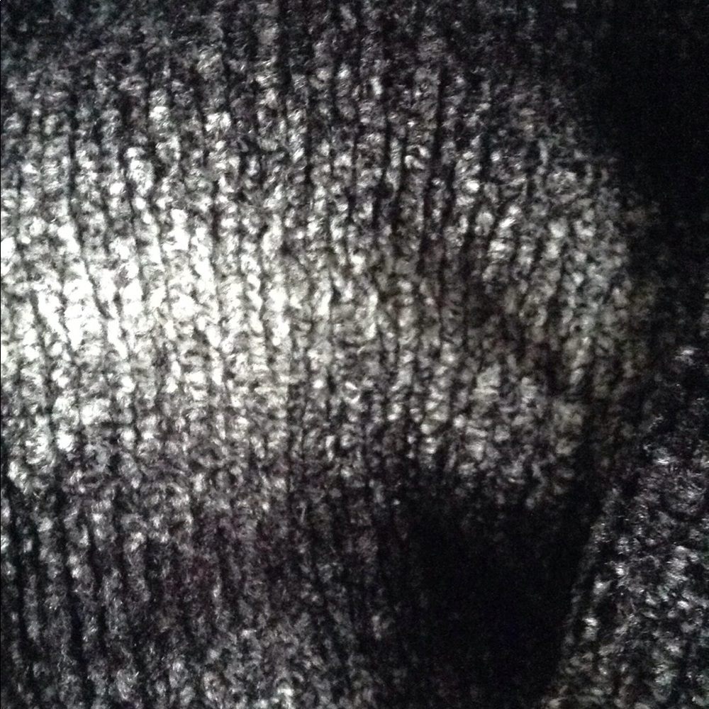 Sweater - Picture 2 of 3